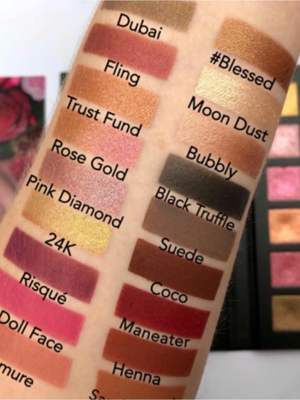 HUDA BEAUTY ROSE GOLD PALETTE REMASTERED - Picture 5 of 7